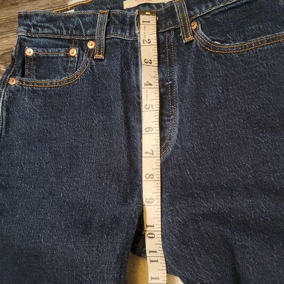 Levi's Wedgie Straight Fit Dark Wash Sz W26 x L26 - Picture 6 of 9